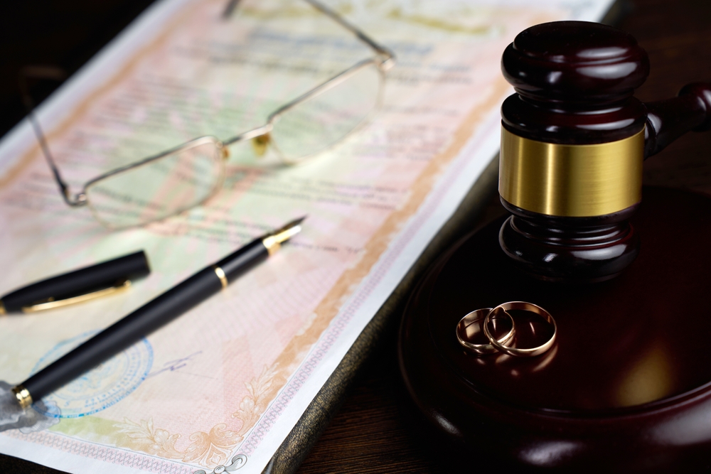 Legal writing and ring